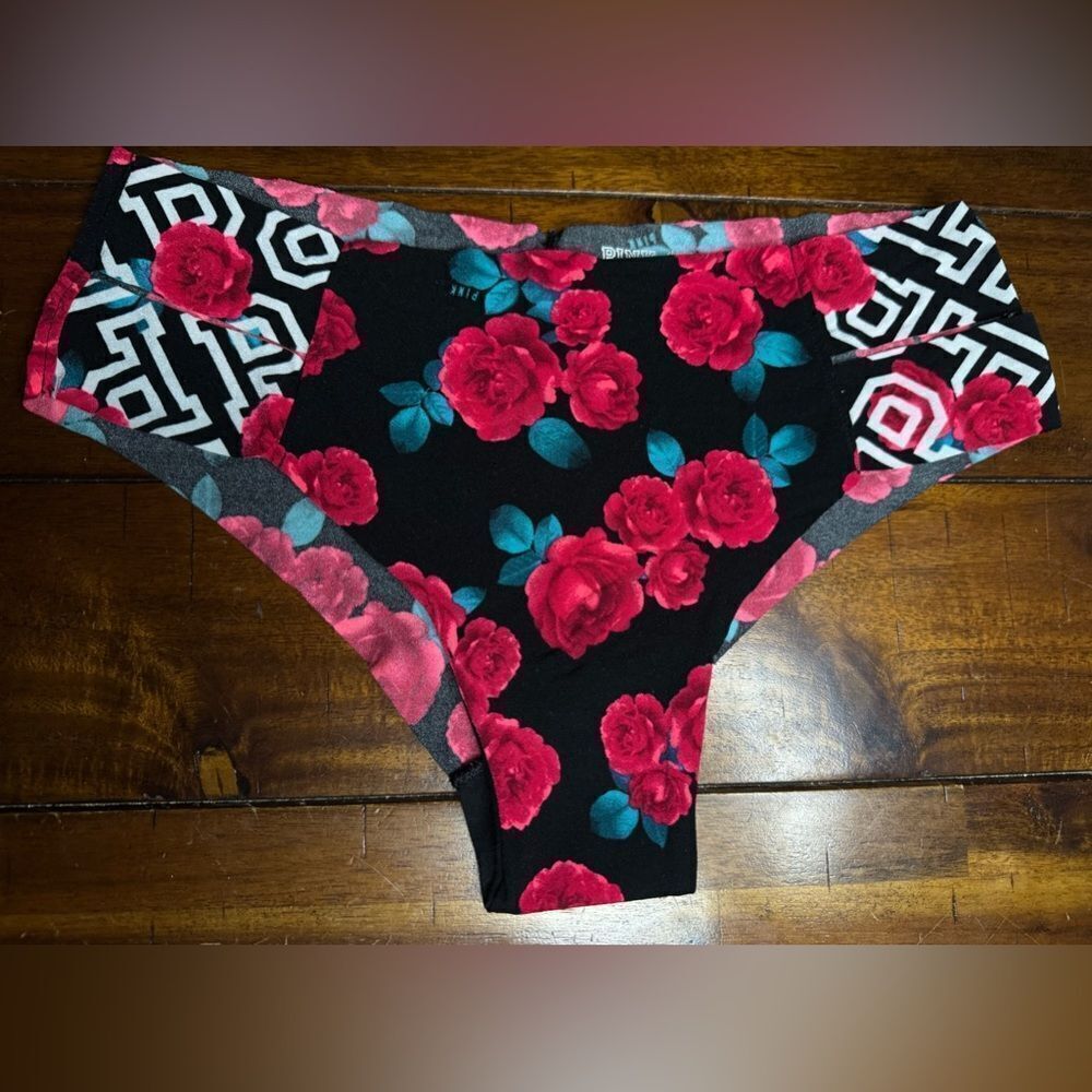 NWOT PINK Victoria’s Secret Rose Print Cheekster Size Medium